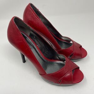 Guess Shoes GFBELVA Red Peep Toe Leather Pump Platform Women's 6.5M Stacked Heel